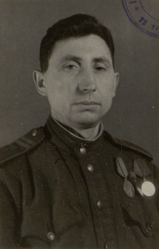 Фотография: Бригадир старший младший сержант Завгородний Василий Андреевич
