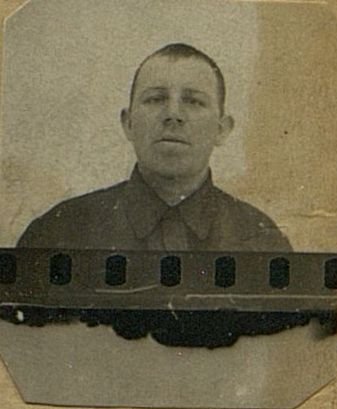 Image: Komsomolets comrade Akernov of the 2nd rifle company