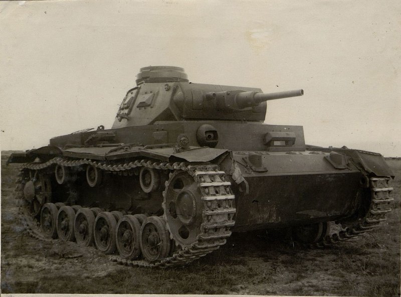 Image: Medium tank T-III (with 50 mm long-barreled gun)