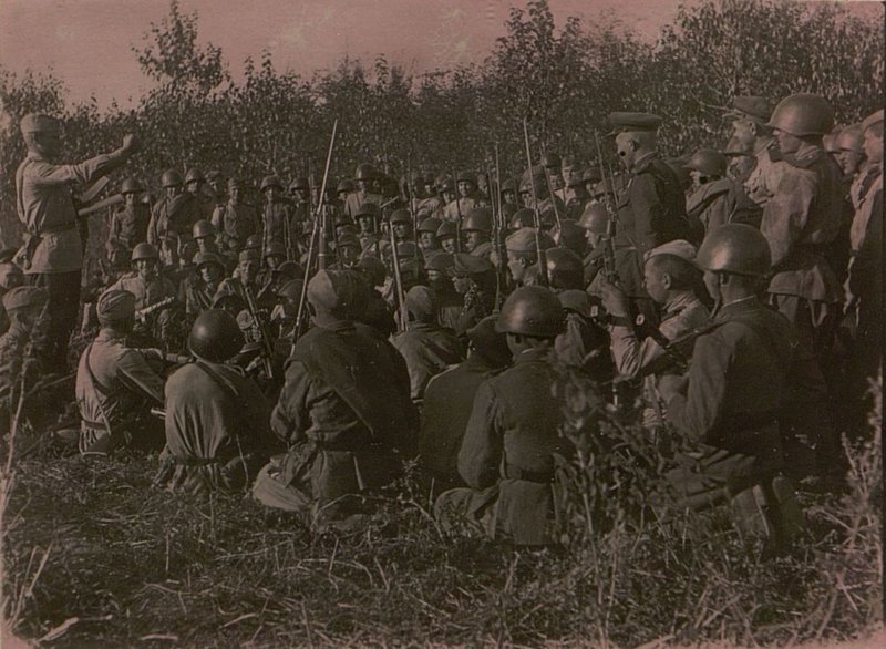Image: Battalion Communist Youth Union meeting of the 395th Infantry Regiment "Behavior of Komsomol members in battle." Speaker Captain Zelensky