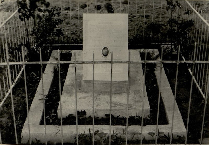 Image: The grave of Lieutenant Starshinsky I.S., who died in battle during the capture of the city of Polotsk on July 2, 1944, Strunye village of the Solonitsky village council of the Polotsk region