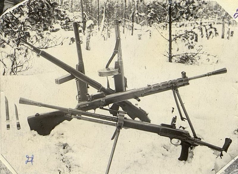 Image: Trophy weapons