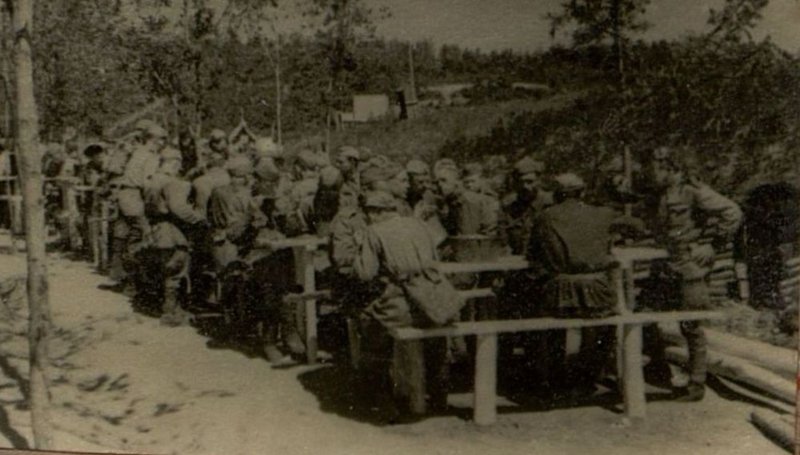 Фотография: Утро в части