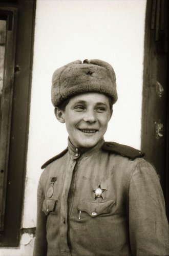 Разведчик, сержант Н. Кривопус, военнослужащий 202-й стрелковой 27-й армии