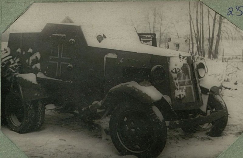 Image: German armored vehicle captured near Kalinin by units of Comrade Goryachiy on 17.12.41.
