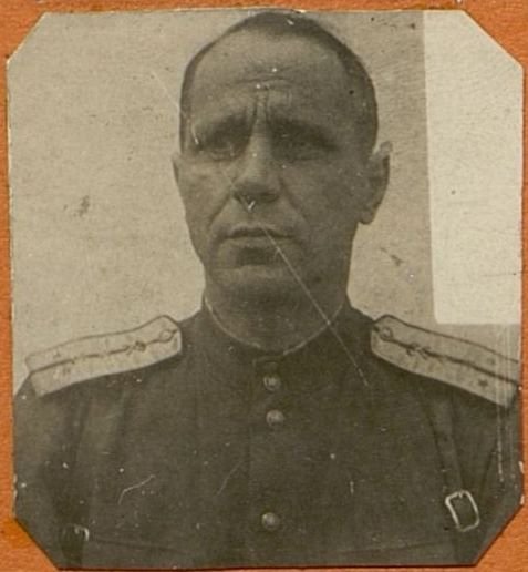 Фотография: Начальник отделения Восст. Водоснабж  инженер-капитан Заремба И.Ф.
