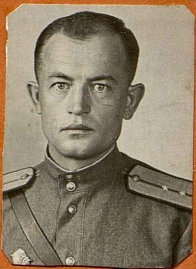 Фотография: Начальник Спец. Связи Капитан Агапов С.Д.