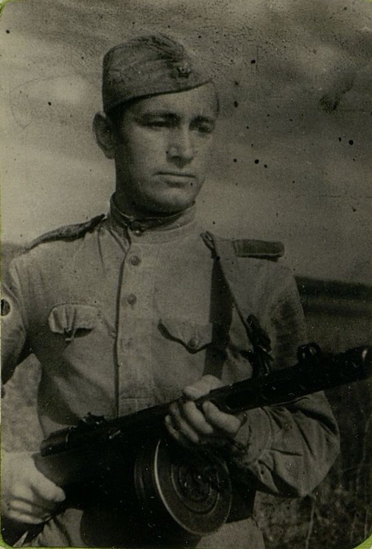 Фотография: Старший сержант И.С. Лутошкин