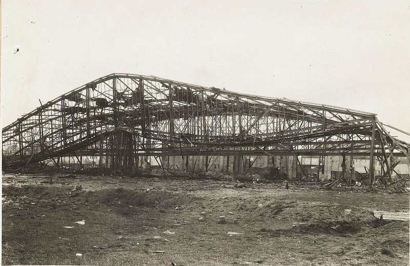 Image: Danzig airfield. Broken hangar after our aviation raid