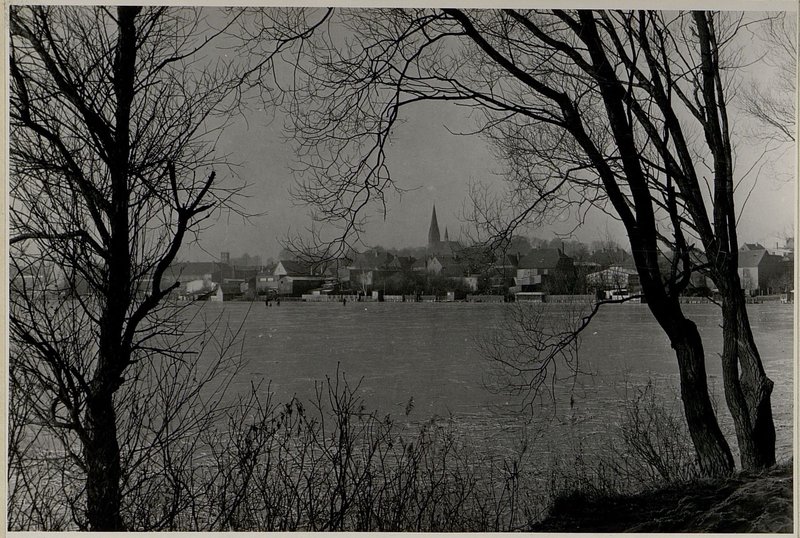 Фотография: г. Мальхов. Вид с озера Флезен-Зее