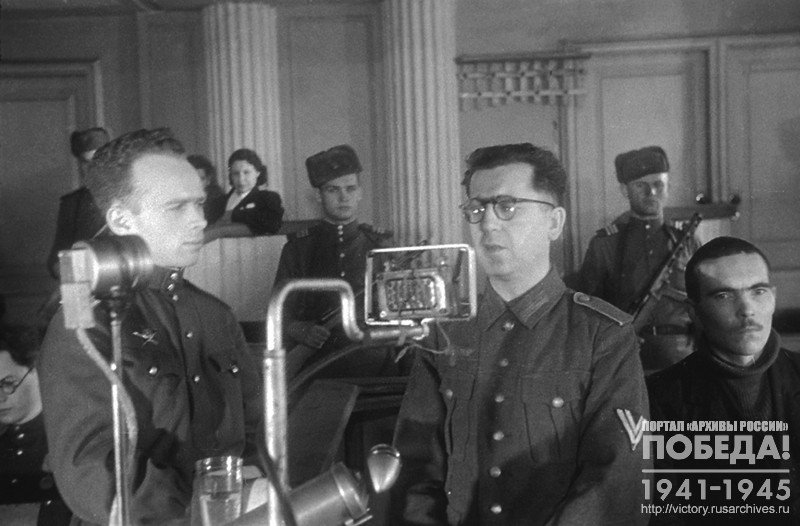 The interrogation of the defendant R. Langfeld at the trial of German war criminals in Kharkov

