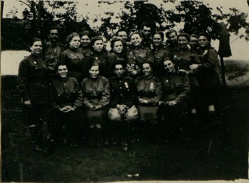 Image: Hospital personnel group