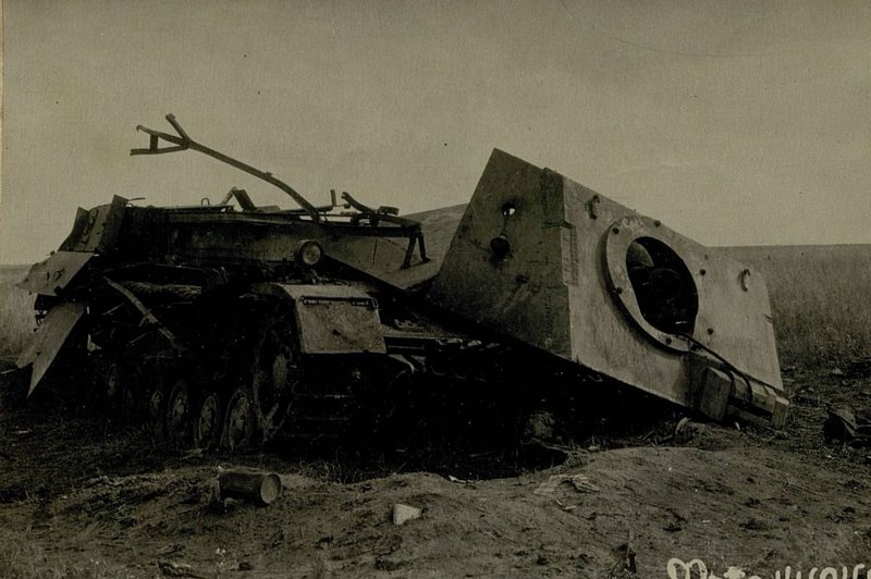 Image: The result of a direct hit of a 152-mm projectile
