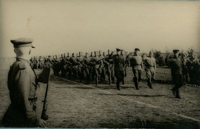 Фотография: Полк подполковника Калинина