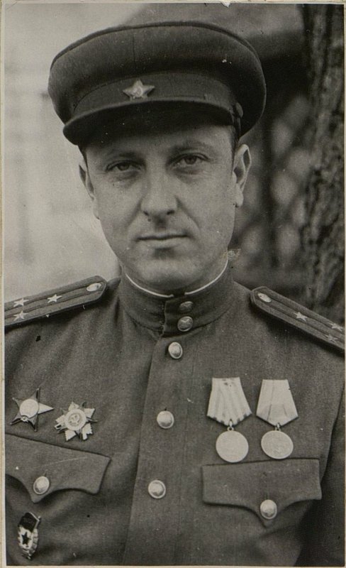 Image: Head of the Political Department of the 13th Guards Rifle Division of the Guards Colonel Gennady Alexandrovich Nesterov