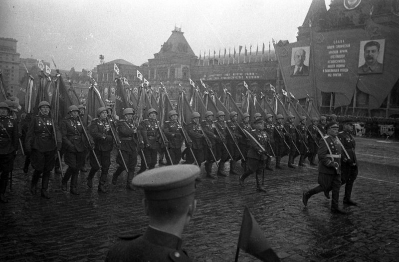 «Парад победы на Красной площади.»