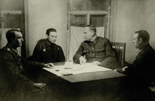 Допрос Ф. Паулюса, командующего 6-й немецкой армии.