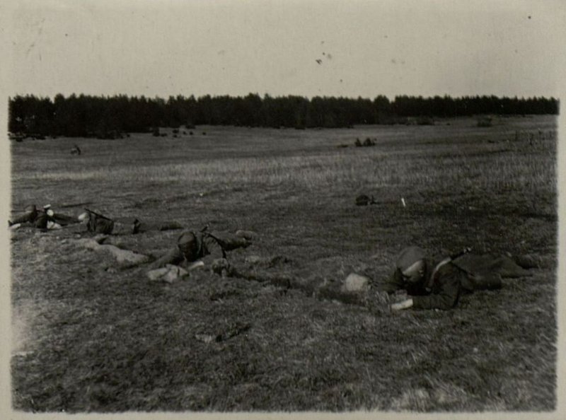 Image: Installation of a minefield with fragmentation barrage mines (UOZM)