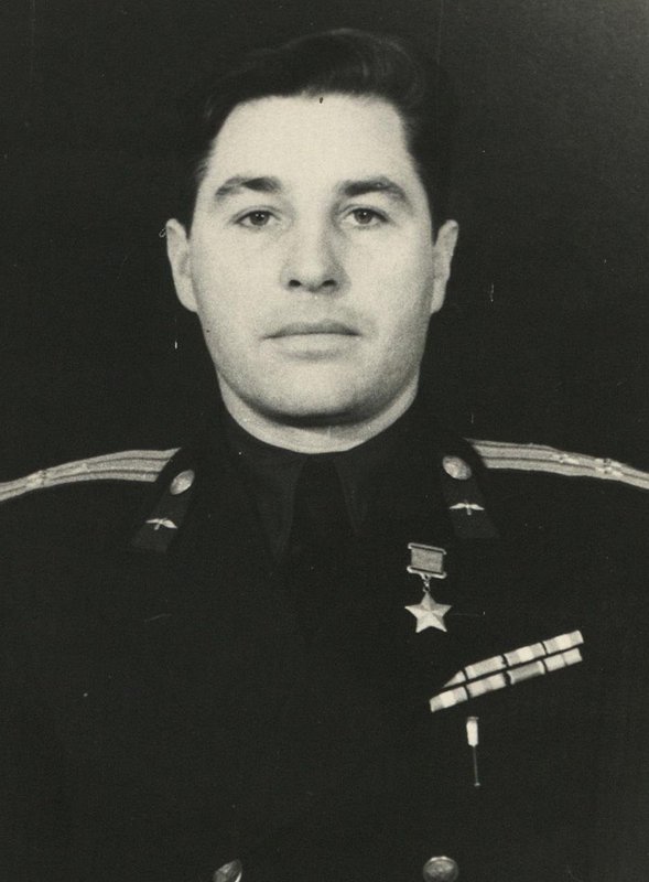 Портрет. Герой Советского Союза полковник Шевелев Павел Федорович