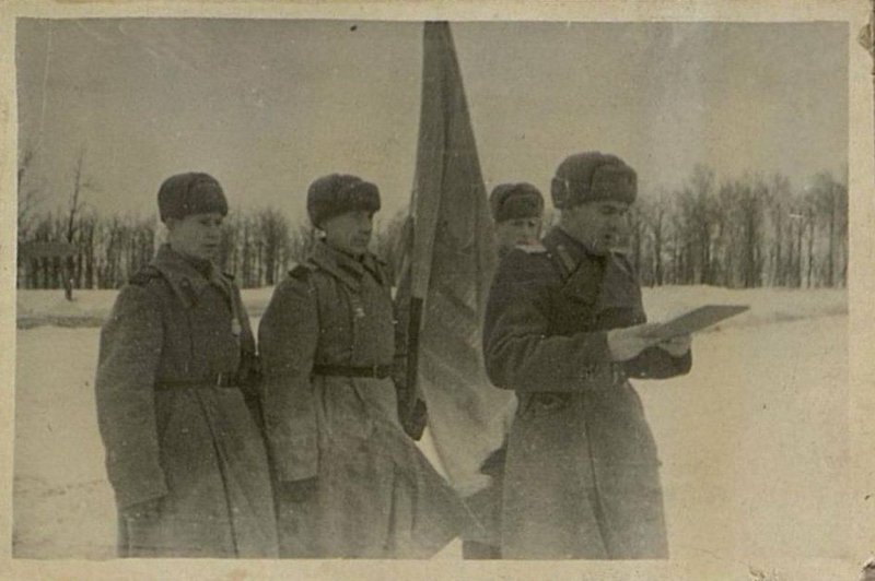 Фотография: Фотоальбом "Коммунисты армии в боях с японскими захватчиками"