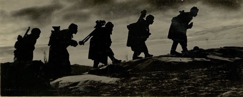 Фотография: Миномет. 1 стрелкового батальона выдвигаются на исходное положение