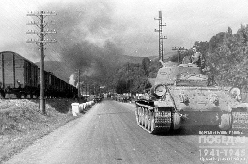 Soviet troops on their way to the frontline