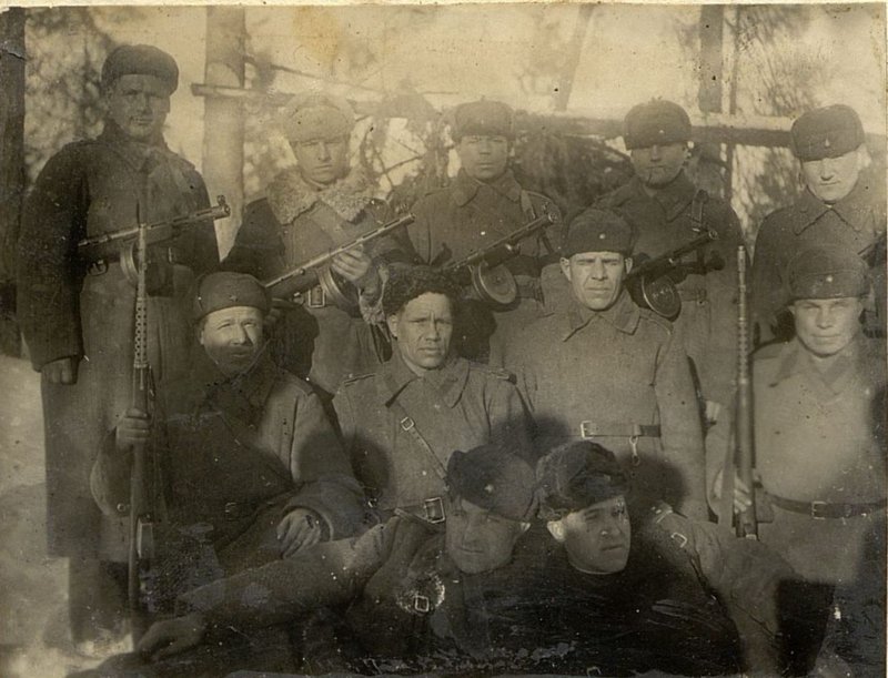 Image: A group of fighters and officers - participants of the Krasnoborsk battles
