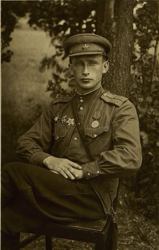 Фотография: Командир 1-ой минной роты капитан Шапошников