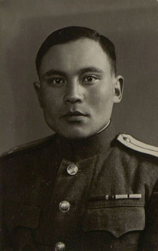 Image: Komsomol organizer of the Guards Regiment Lieutenant Sabilov