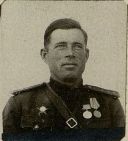 Фотография: Командир 3-го батальона капитан Черни[...]