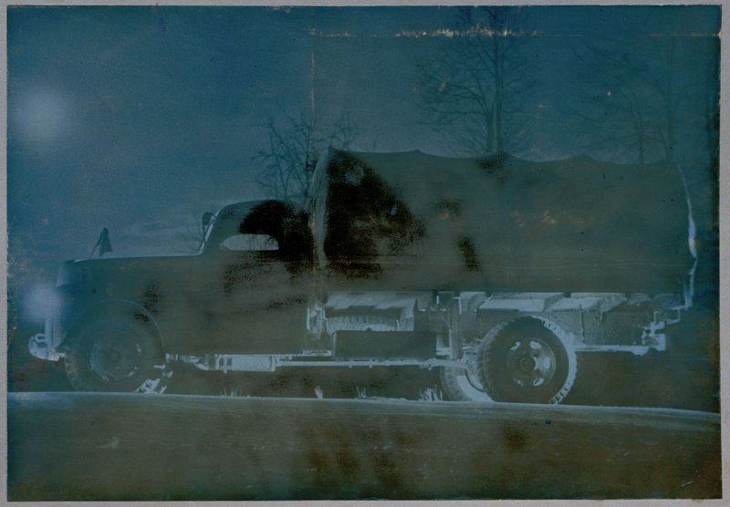 Фотография: Альбом "История 28 автомобильного полка, 1943-1944 гг."