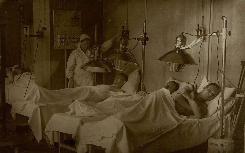 Фотография: Отпуск физиопроцедур в кабинете