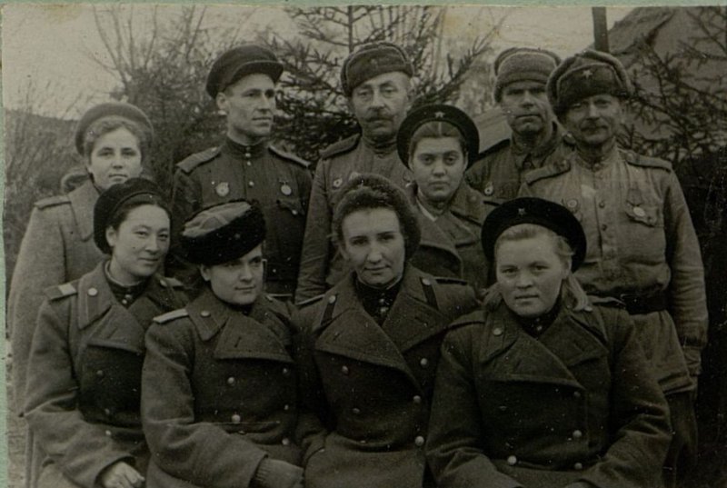 Фотография: Личный состав госпитального отделения