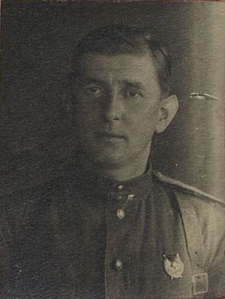 Image: Commander of the 28th engineer-sapper brigade captain Zhuri