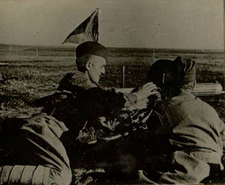Фотография: Начальник штаба округа генерал майор Богданович во время инспекторской поверки