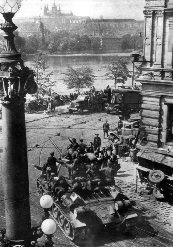Soviet troops enter Prague