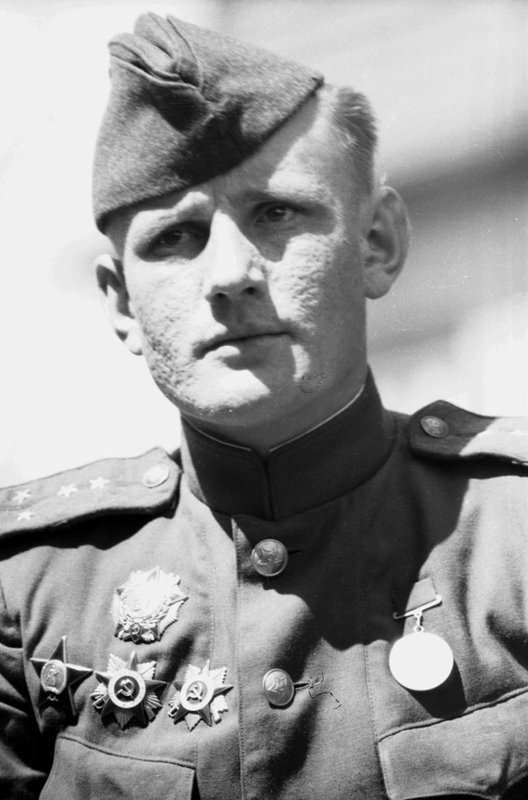 Captain S. Neustroev, Commander of the 1st Rifle Battalion of the 756th Rifle Regiment