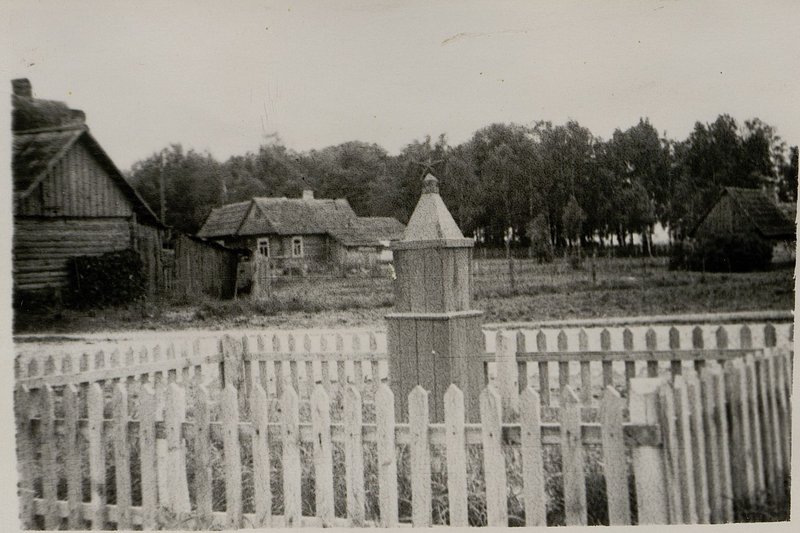 Image: Military burial, Postavy, Western outskirts, st. September 17