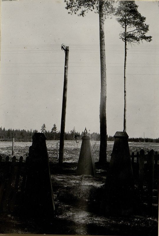 Image: Mass graves are located near the Machine-Tractor Station of the Poselkovo-Glushansky Village Council, Bobruisk District