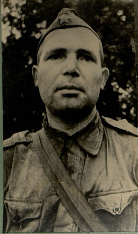 Фотография: Герои боев за г. Кромы