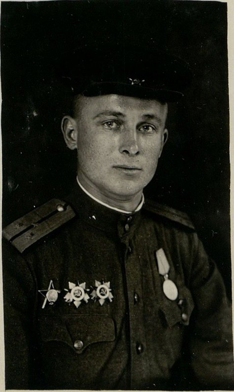 Фотография: Старший лейтенант Владимир Филиппович Ирлев, комсорг 1160 стрелкового полка