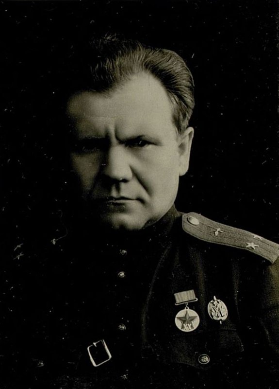 Image: Lieutenant Colonel Gurinov Alexander Alekseevich. Head of the Airfield Construction Department of the 6th Air Army
