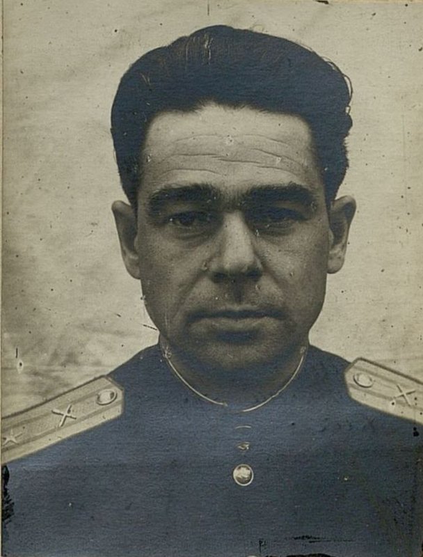 Image: Major Lyubutsky Vitaly Alexandrovich. Commander of the 709th anti-aircraft artillery regiment of the 42nd anti-aircraft division of the strategic reserve