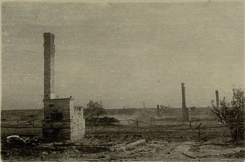 Фотография: Деревня Сысоево (Смоленской области), сожженная немцами при отступлении