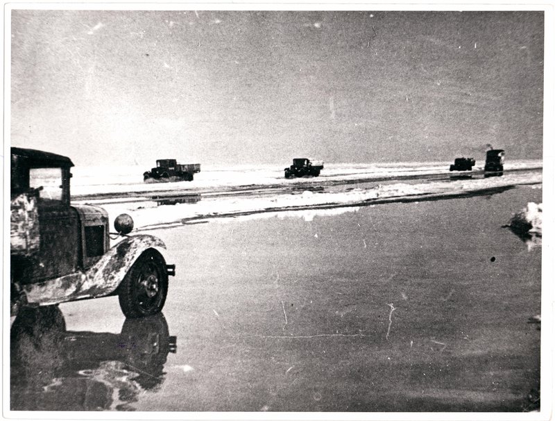 Leningrad in the days of the Great Patriotic war. Ice road in spring, the Ladoga road. 1942-1943.