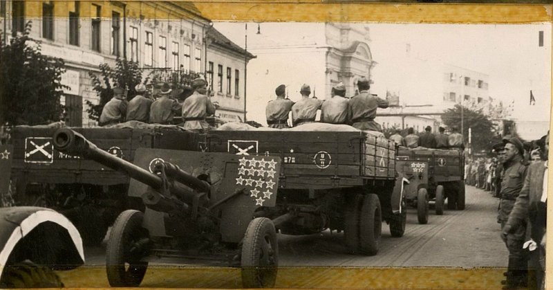 Фотография: Артиллерия на марше