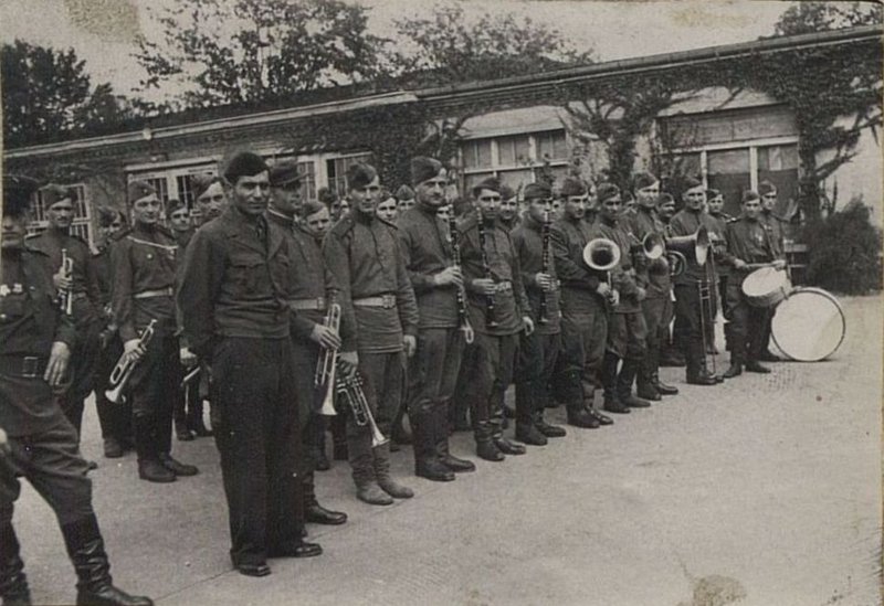 Фотография: День вручения ордена Красного Знамени 138 ИСБ