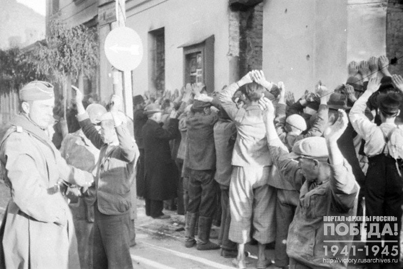 Еврейское гетто в Варшаве во время немецкой оккупации