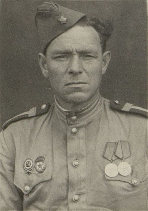 Фотография: Гвардии старшина Н. Кудрин