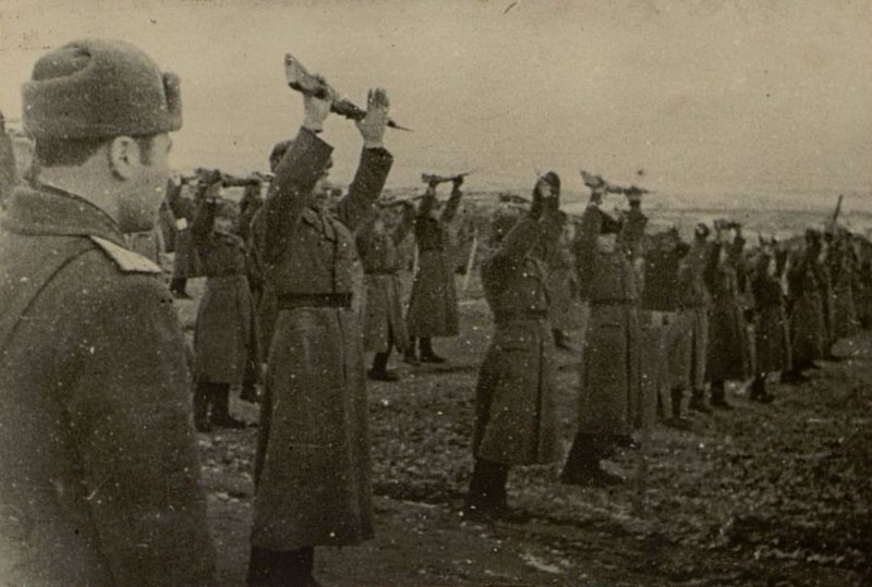 Фотография: На политзанятиях